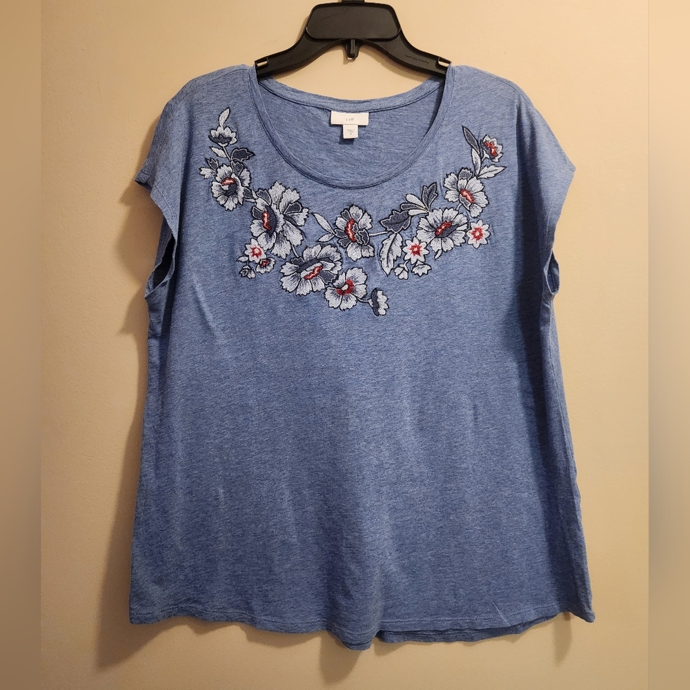 J. Jill Blue Floral Embroidered Short Sleeve Top